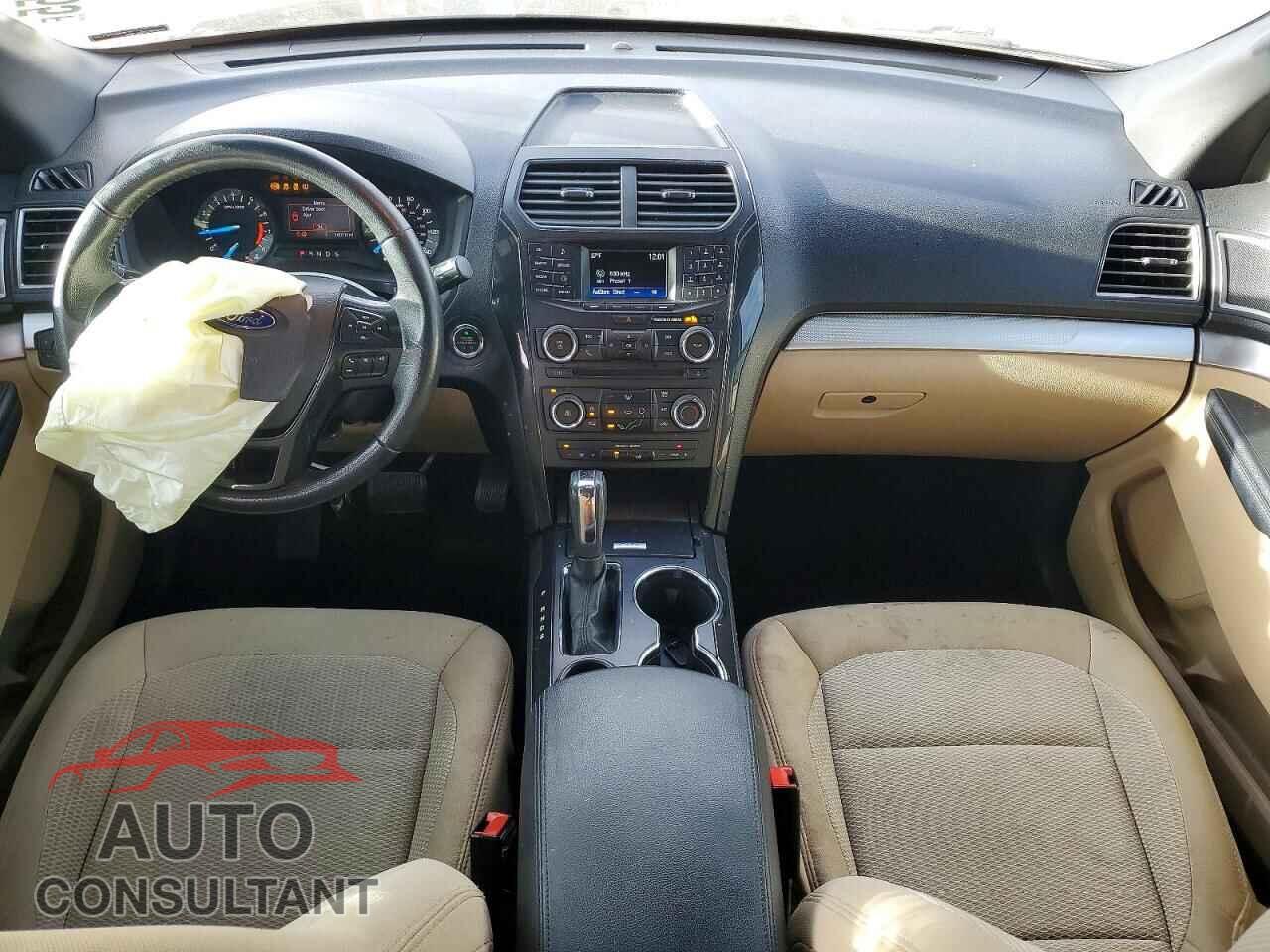 FORD EXPLORER 2017 - 1FM5K7D82HGA44962