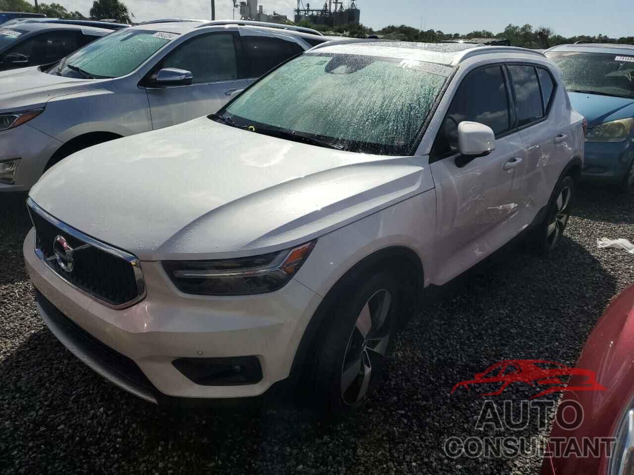 VOLVO XC40 2021 - YV4162UK1M2521682