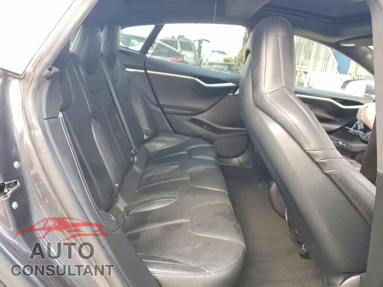 TESLA MODEL S 2015 - 5YJSA1E2XFF116306