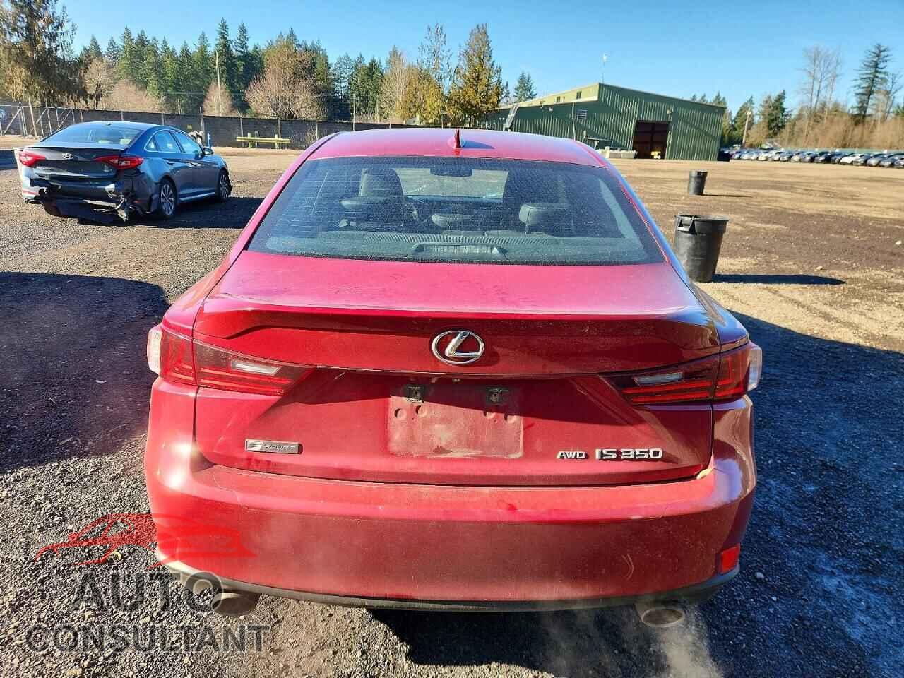 LEXUS IS 2015 - JTHCE1D21F5009221