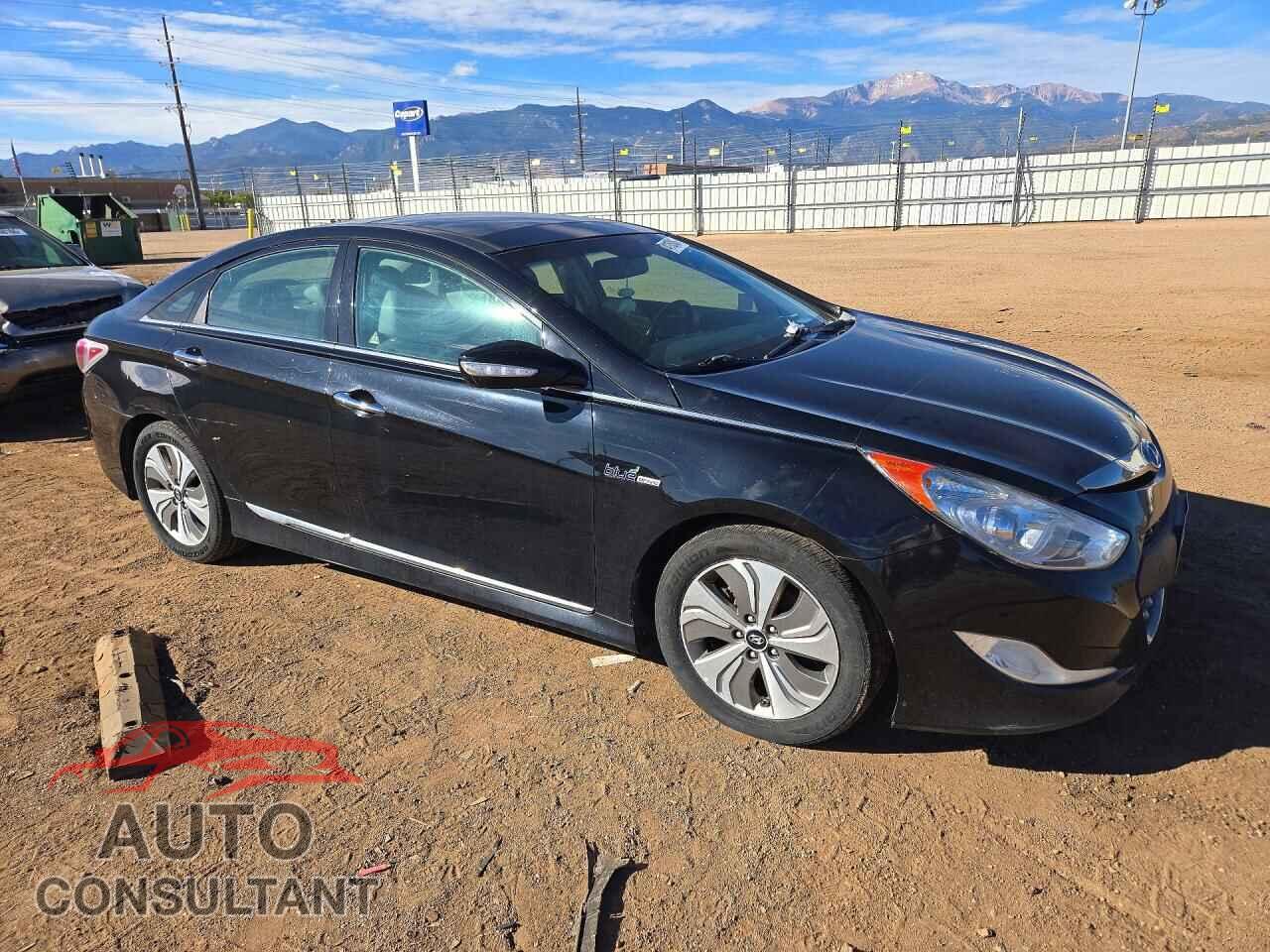 HYUNDAI SONATA 2014 - KMHEC4A45EA108472