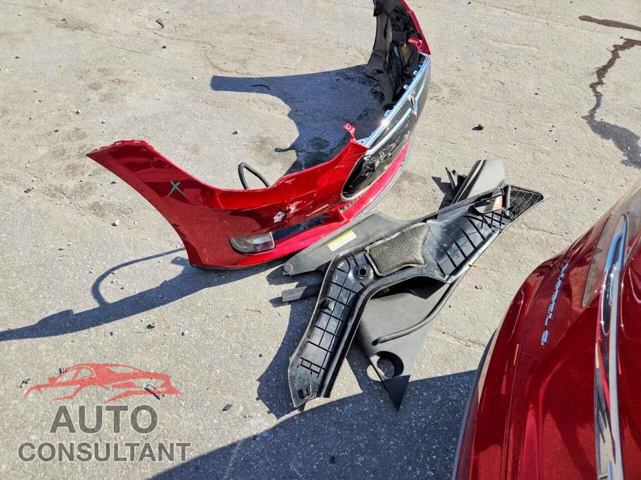 TESLA MODEL S 2015 - 5YJSA1S27FF093183