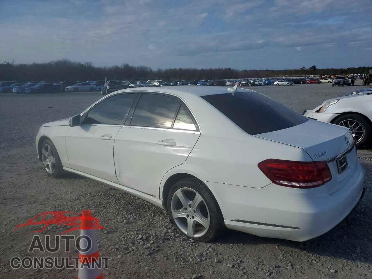MERCEDES-BENZ E-CLASS 2014 - WDDHF8JB1EA775138