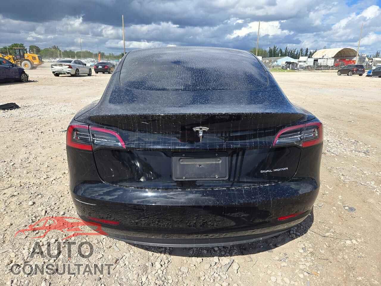 TESLA MODEL 3 2022 - 5YJ3E1EBXNF351621