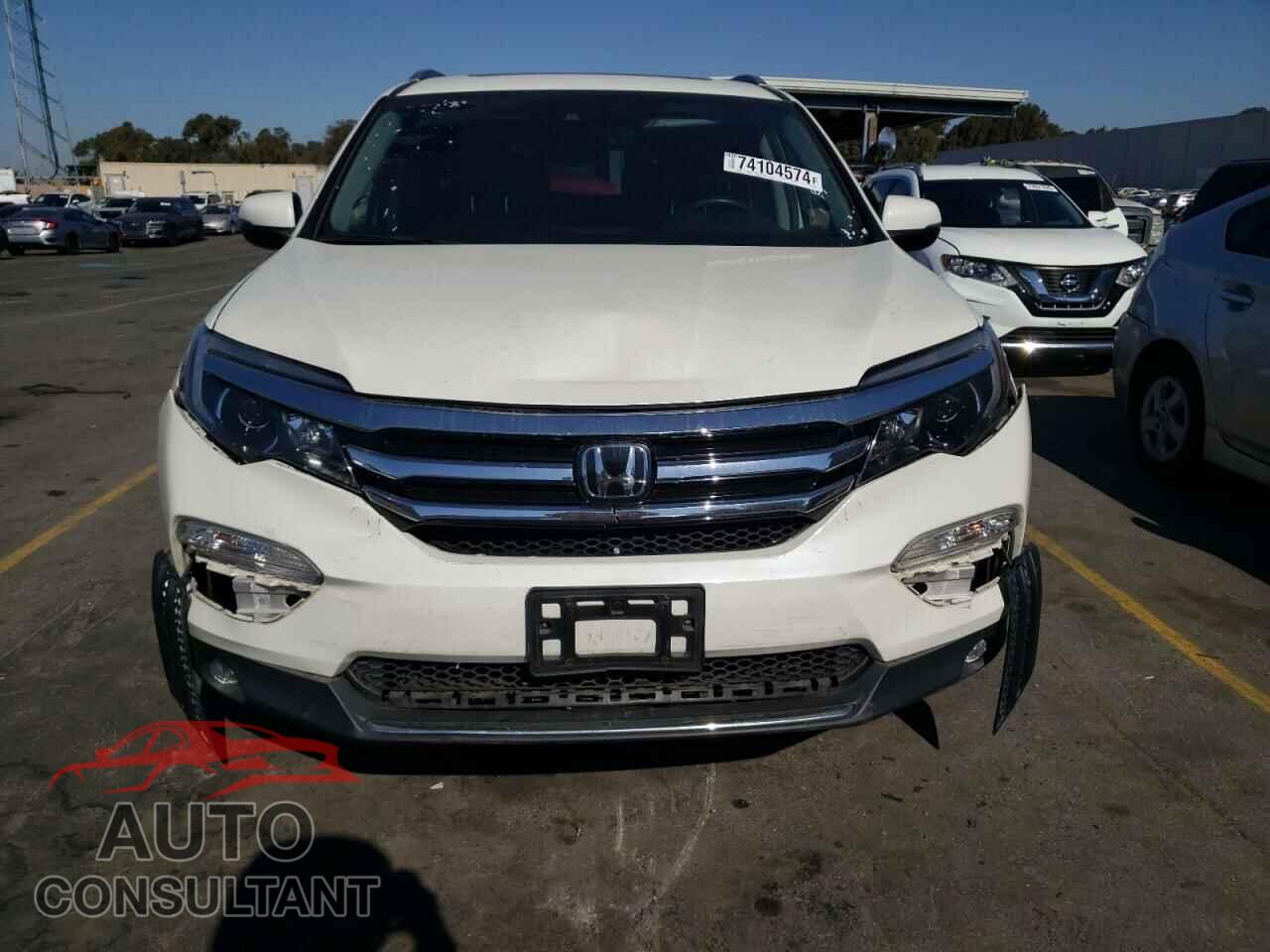 HONDA PILOT 2017 - 5FNYF6H02HB098857
