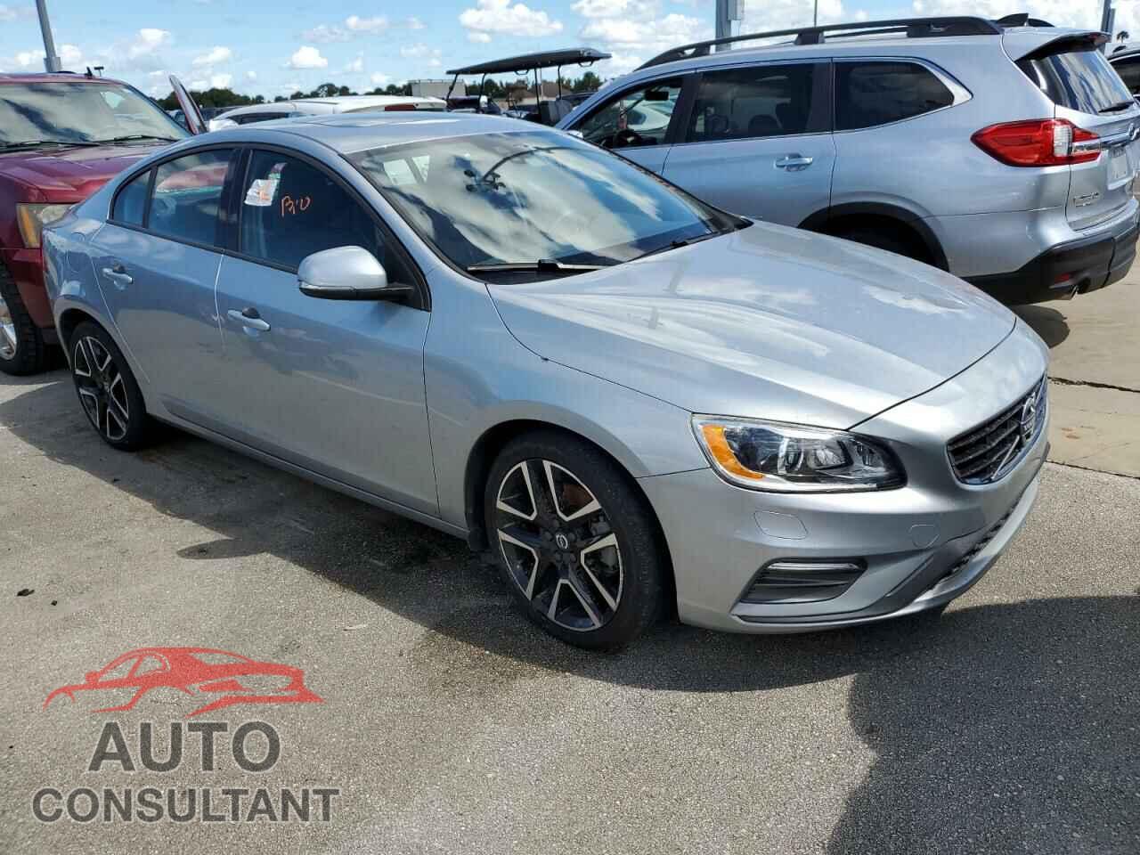 VOLVO S60 2017 - YV126MFL9H2437831