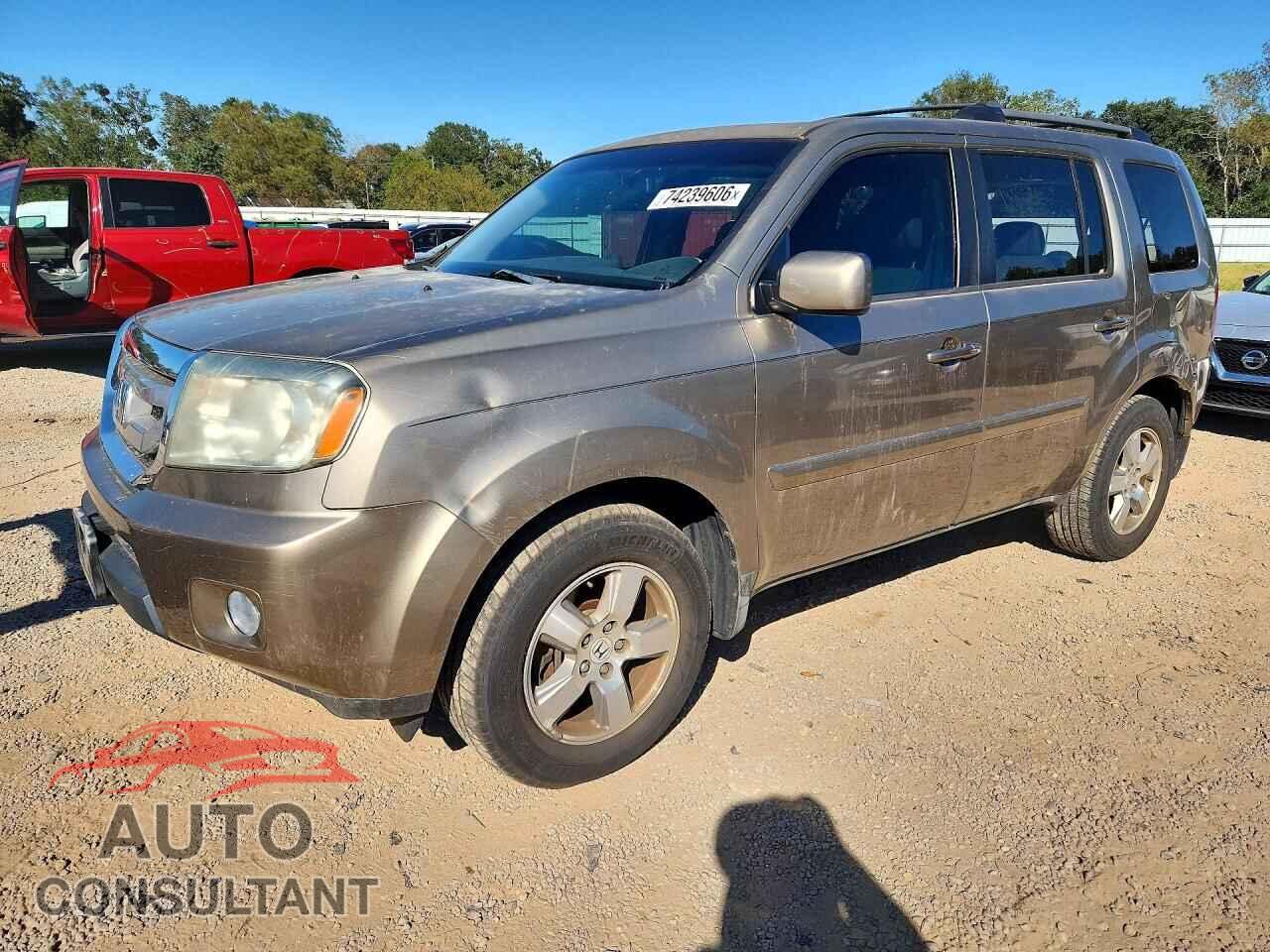 HONDA PILOT 2011 - 5FNYF3H57BB001234