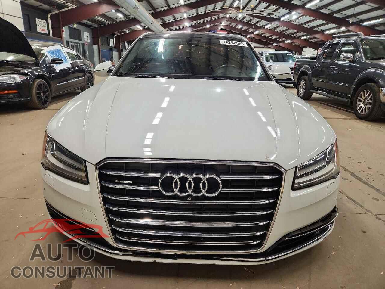 AUDI A8 2015 - WAU3GAFD5FN018995