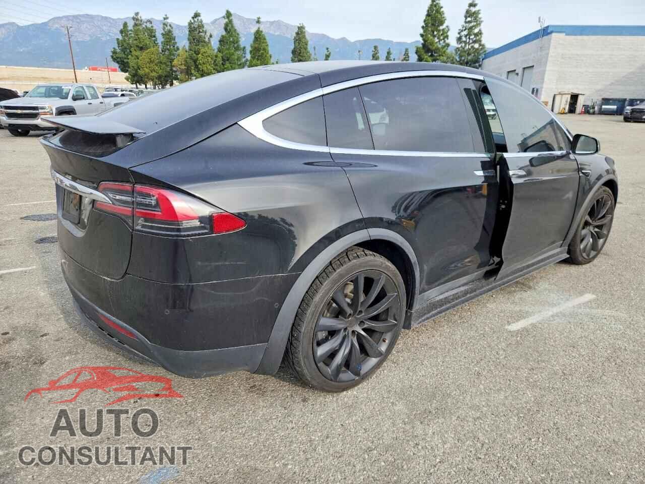TESLA MODEL X 2019 - 5YJXCDE21KF191536