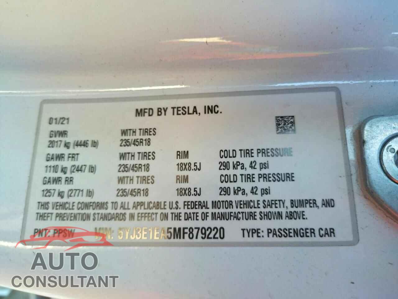 TESLA MODEL 3 2021 - 5YJ3E1EA5MF879220