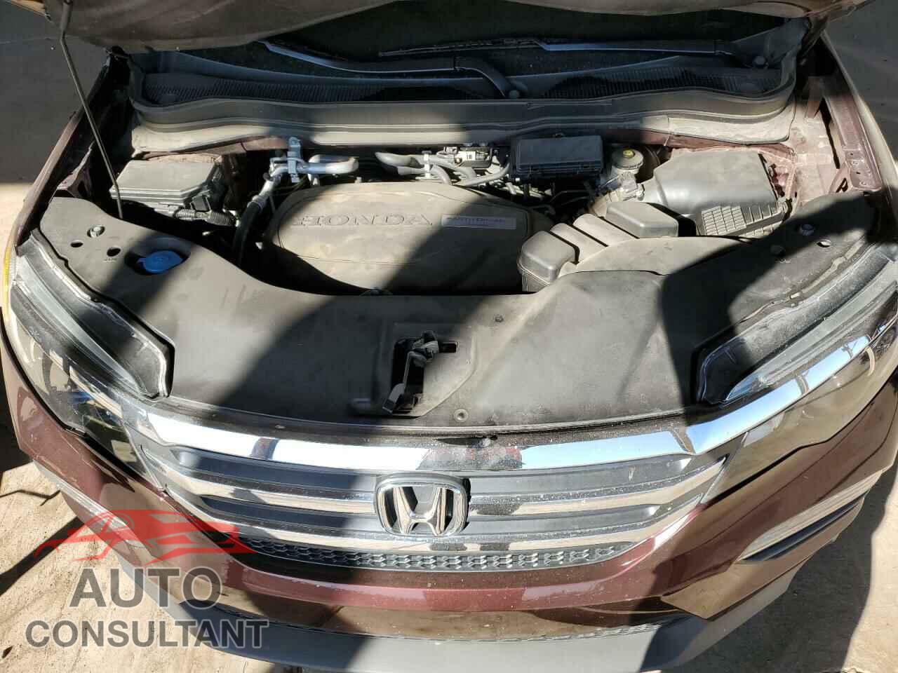 HONDA PILOT 2017 - 5FNYF5H31HB021238