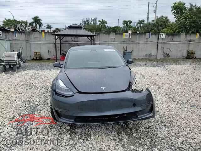 TESLA MODEL 3 2022 - 5YJ3E1EA2NF331323