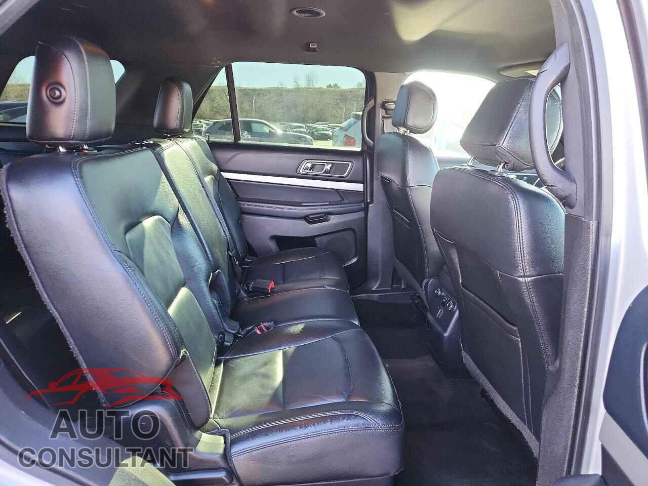 FORD EXPLORER 2016 - 1FM5K8D88GGA99419