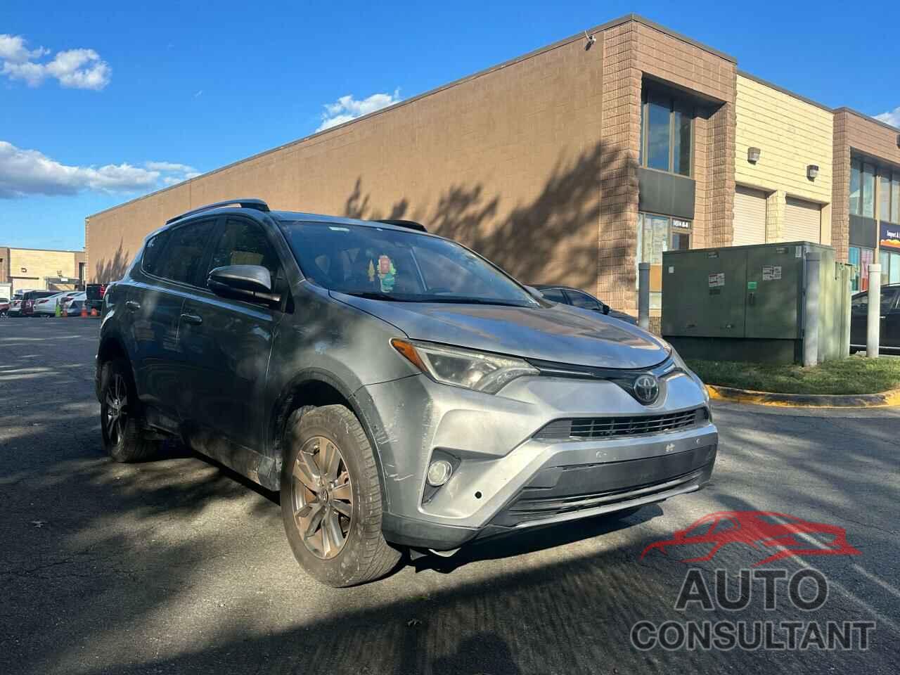 TOYOTA RAV4 2018 - JTMWFREV6JJ173292