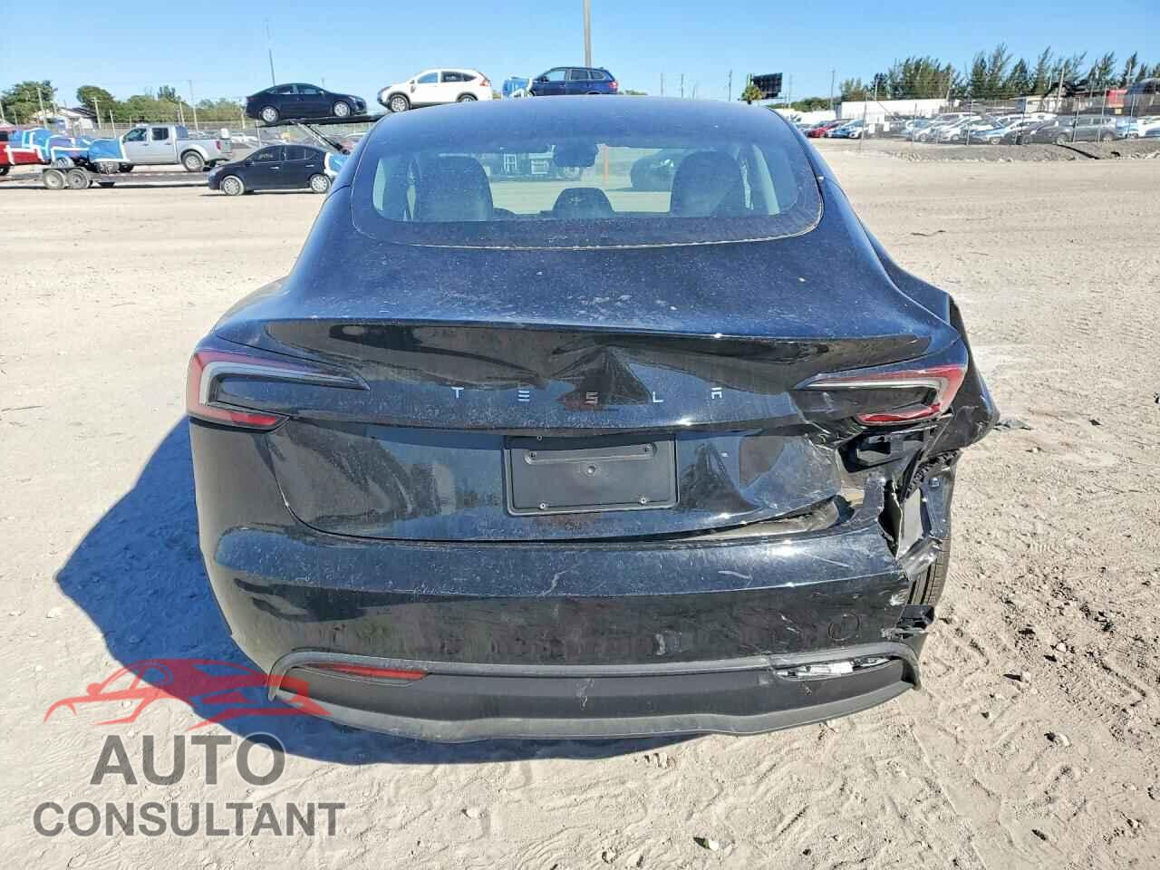 TESLA MODEL 3 2025 - 5YJ3E1EA2SF042602
