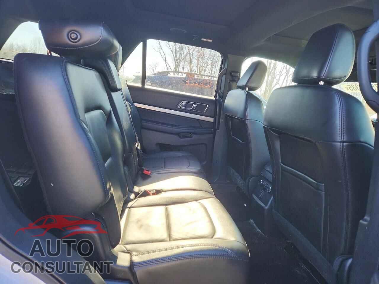 FORD EXPLORER 2018 - 1FM5K8D89JGB37795