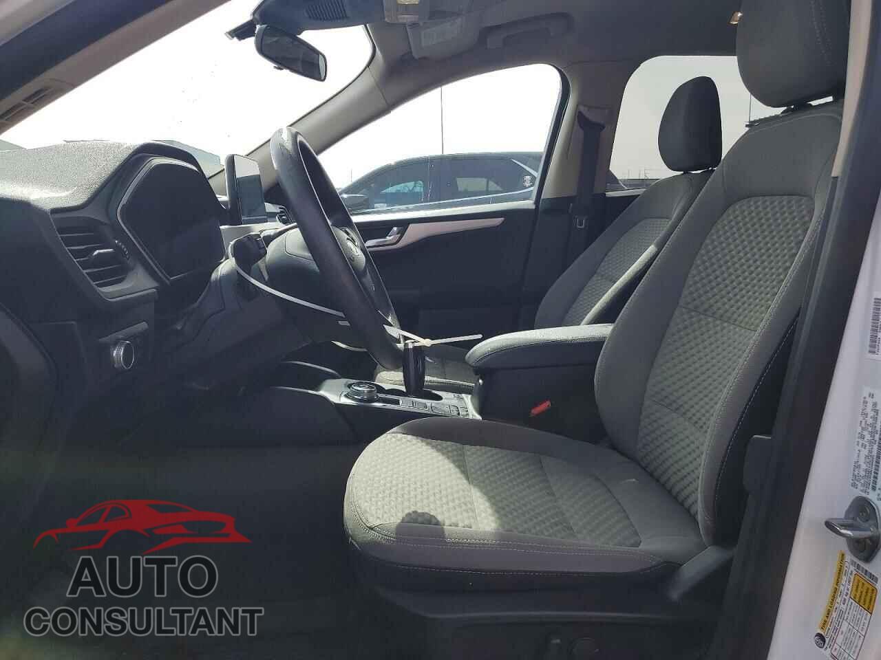 FORD ESCAPE 2020 - 1FMCU0G69LUA92021