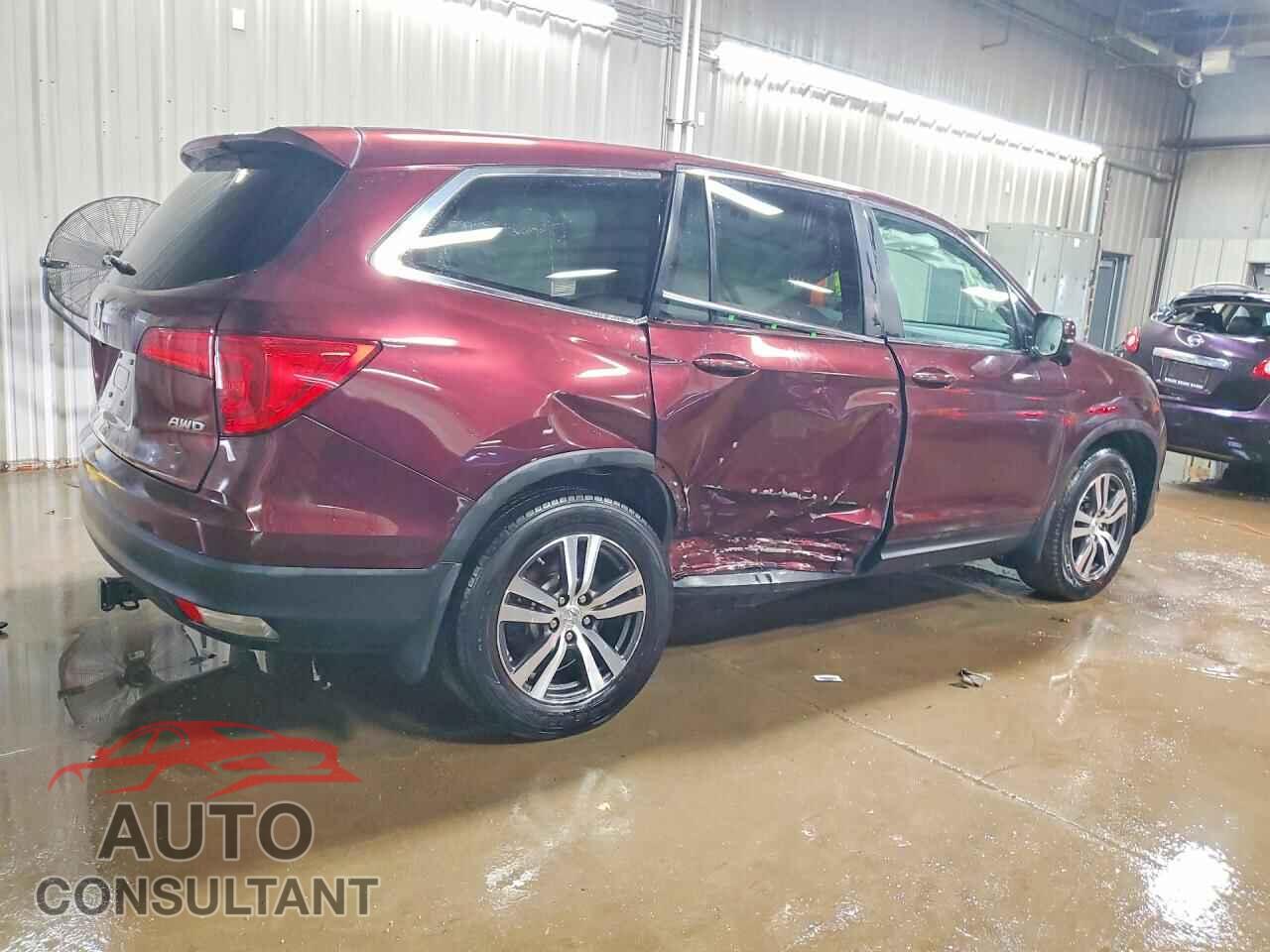 HONDA PILOT 2017 - 5FNYF6H50HB059017