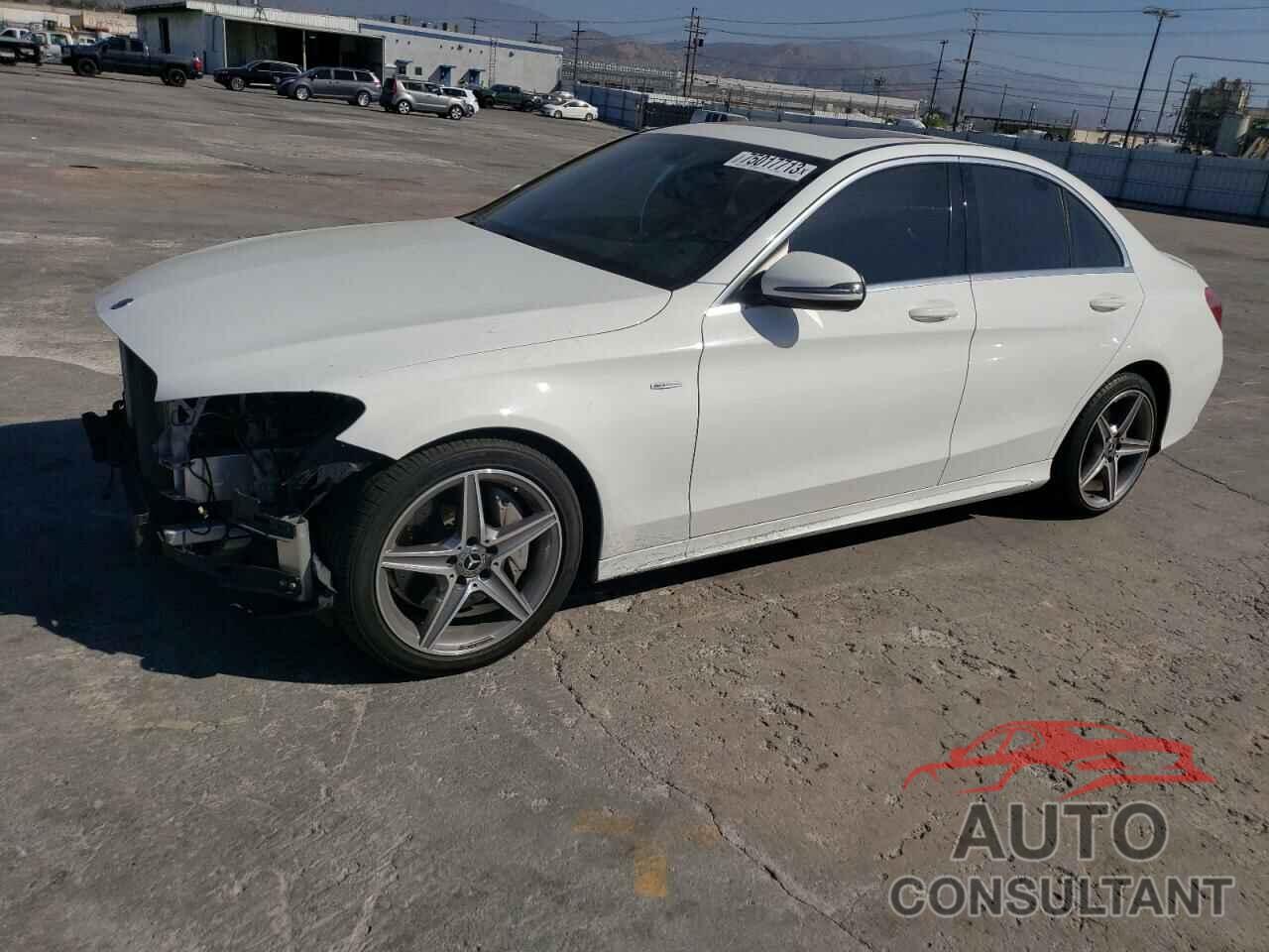 MERCEDES-BENZ C-CLASS 2018 - 55SWF4JB1JU241146