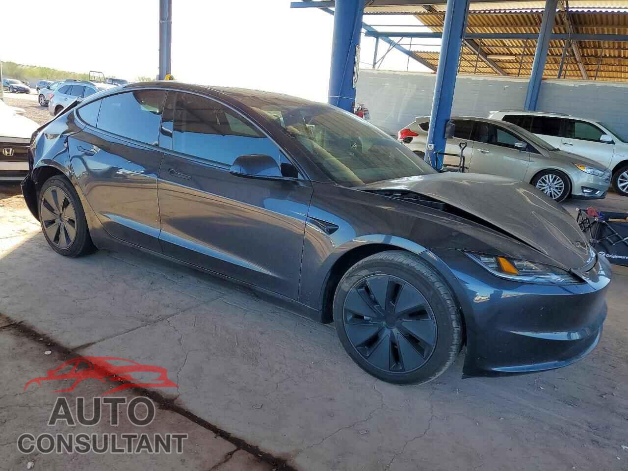 TESLA MODEL 3 2025 - 5YJ3E1EA5SF930678