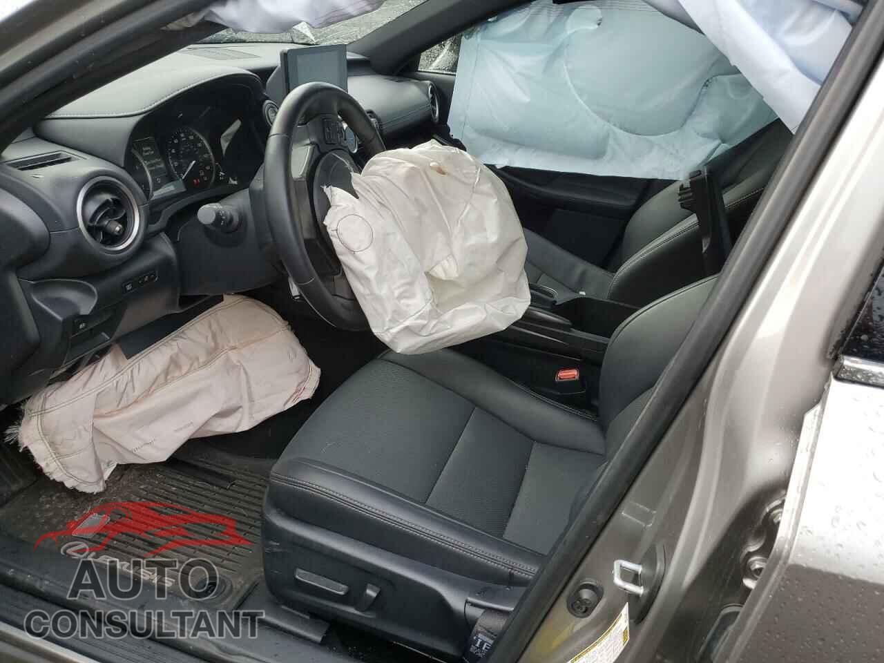 LEXUS IS 2021 - JTHA81F28M5043777