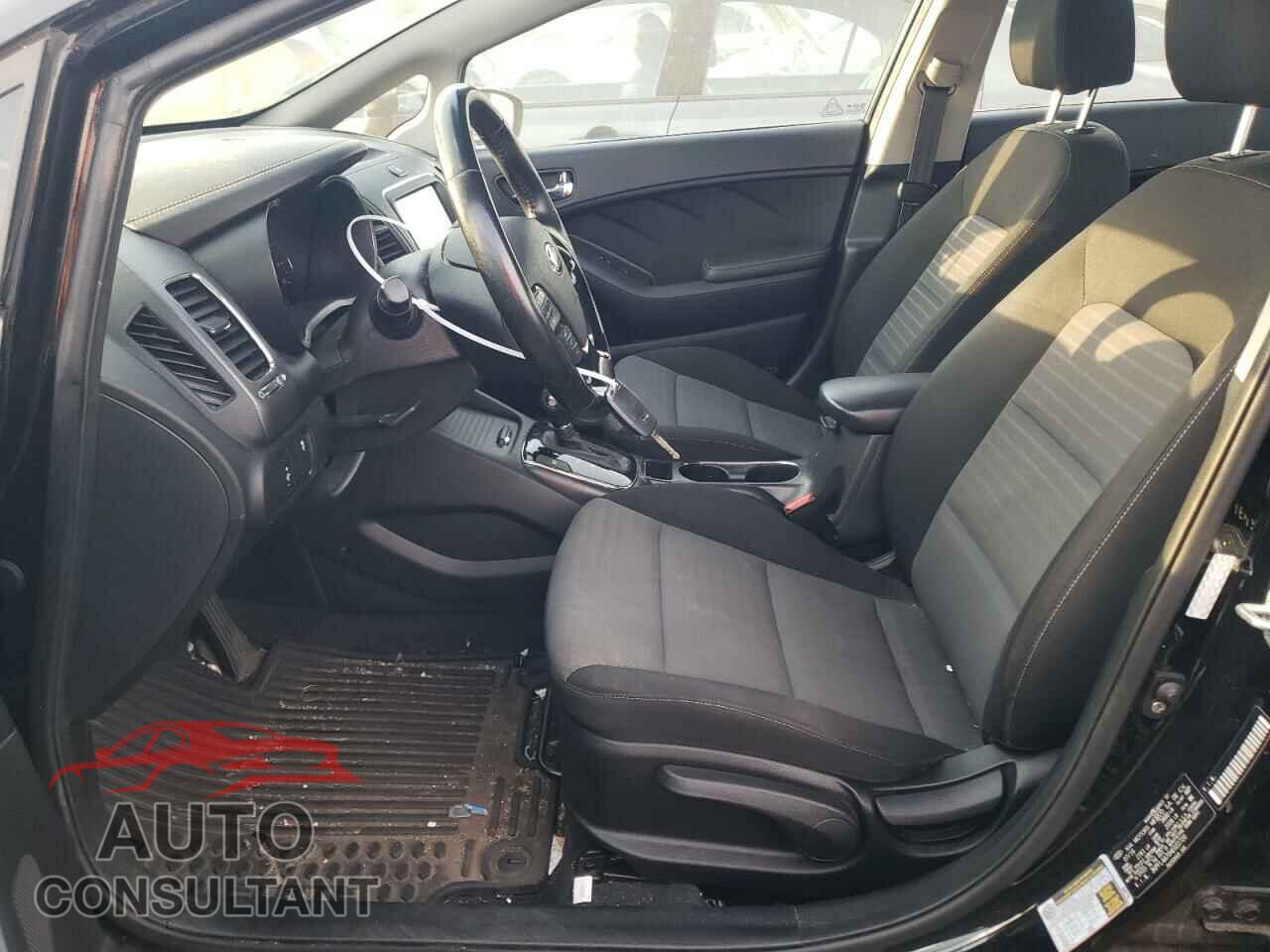 KIA FORTE 2017 - 3KPFL4A70HE022720