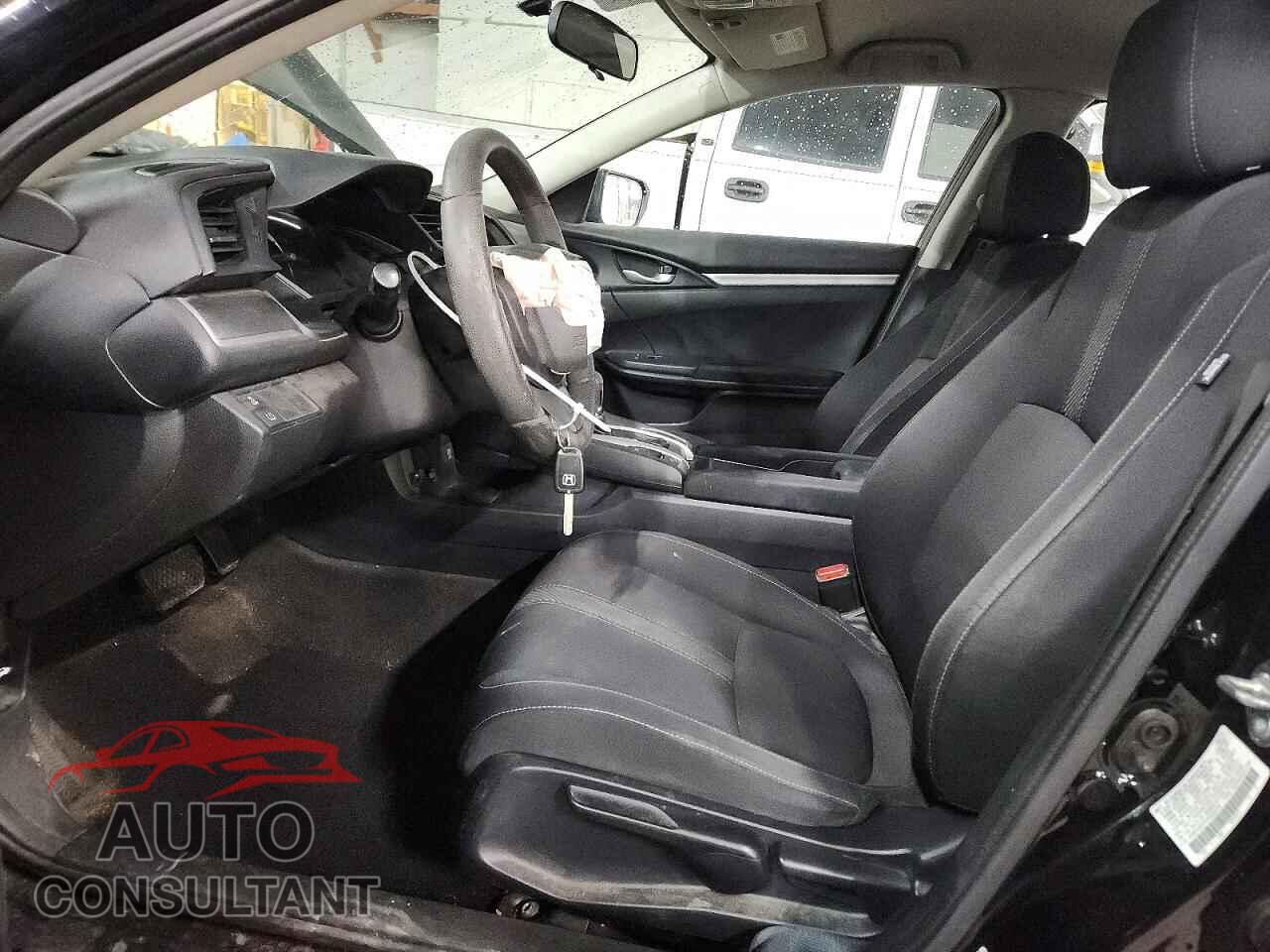 HONDA CIVIC 2017 - 2HGFC2F51HH526078