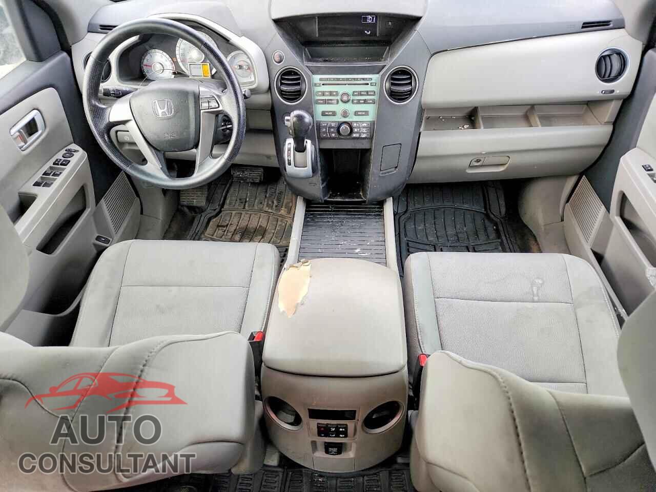 HONDA PILOT 2011 - 5FNYF3H24BB501079