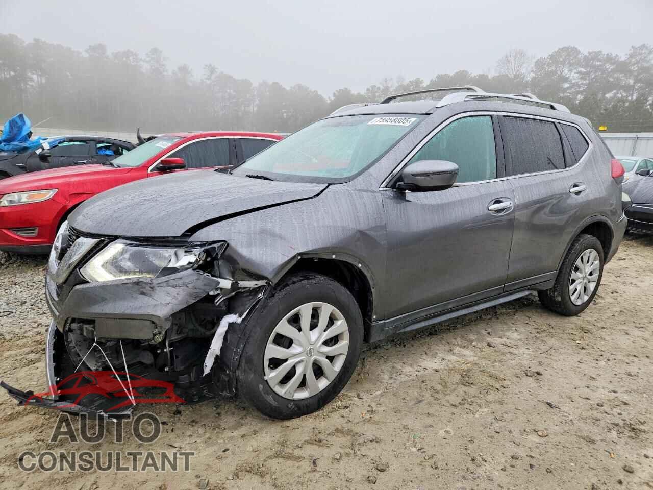 NISSAN ROGUE 2017 - KNMAT2MT8HP564204