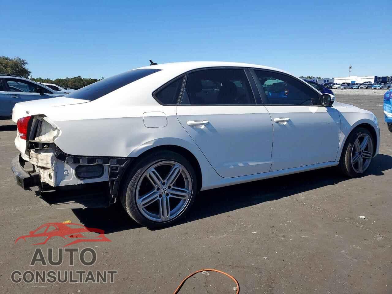 VOLKSWAGEN PASSAT 2014 - 1VWAS7A39EC084385