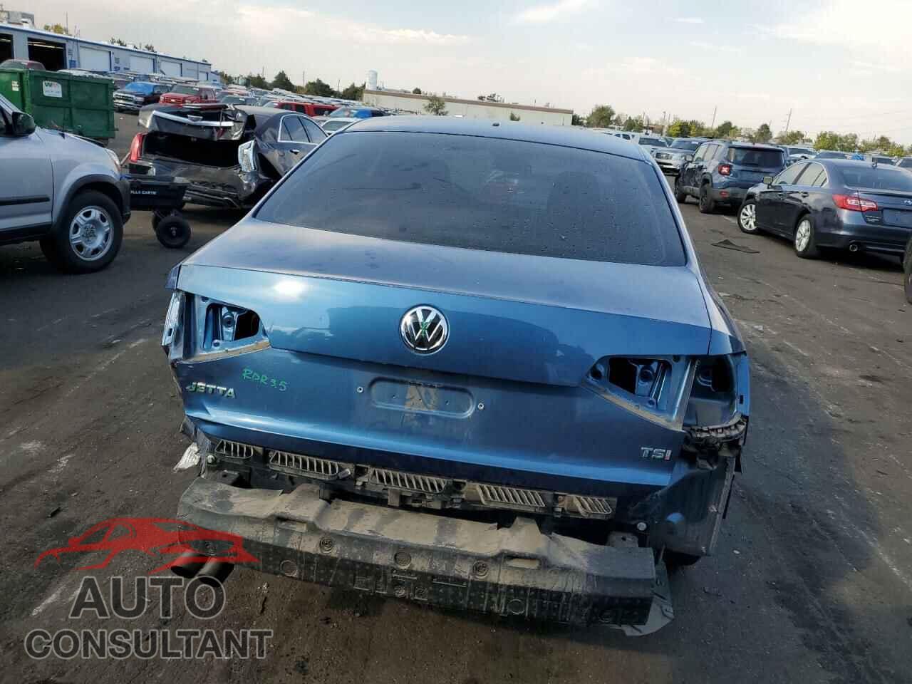 VOLKSWAGEN JETTA 2017 - 3VW2B7AJ9HM397653