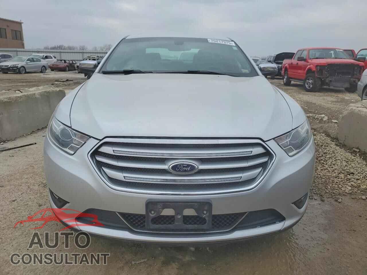 FORD TAURUS 2013 - 1FAHP2F83DG131000
