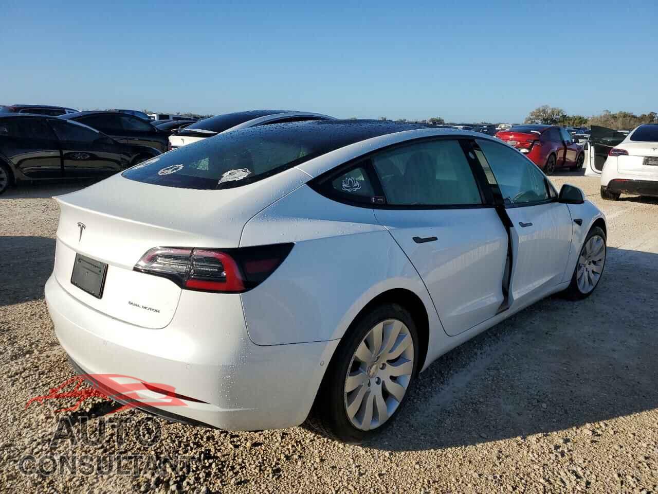 TESLA MODEL 3 2021 - 5YJ3E1EB9MF094885