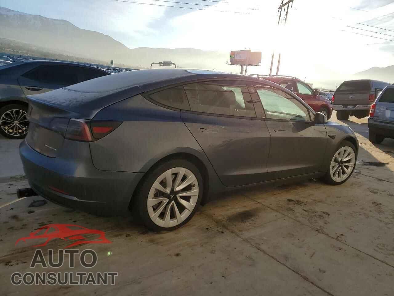 TESLA MODEL 3 2022 - 5YJ3E1EB6NF144448