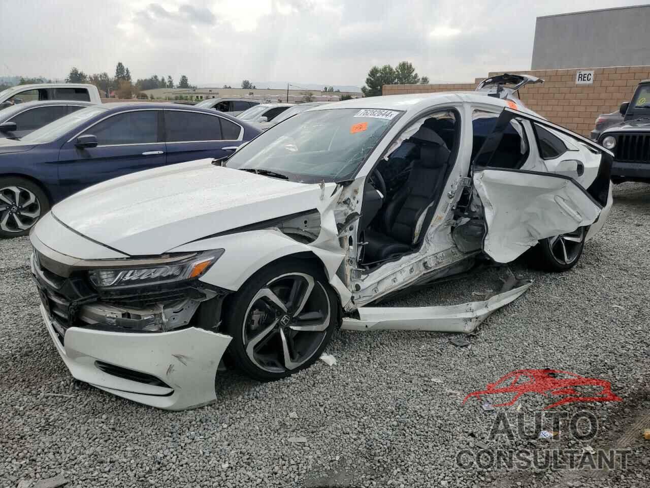 HONDA ACCORD 2018 - 1HGCV1F33JA262744