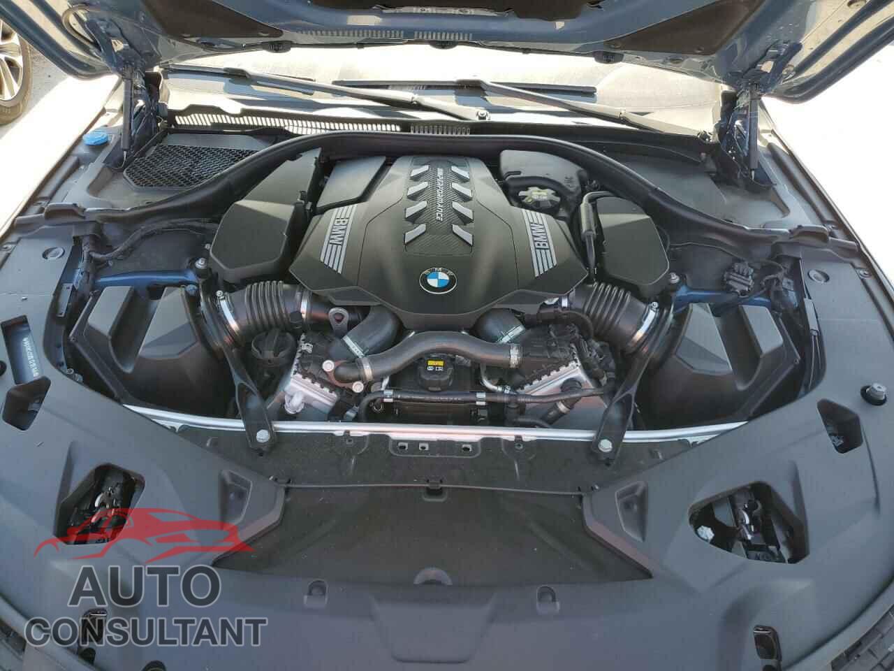 BMW M8 2020 - WBABC4C06LCE05155
