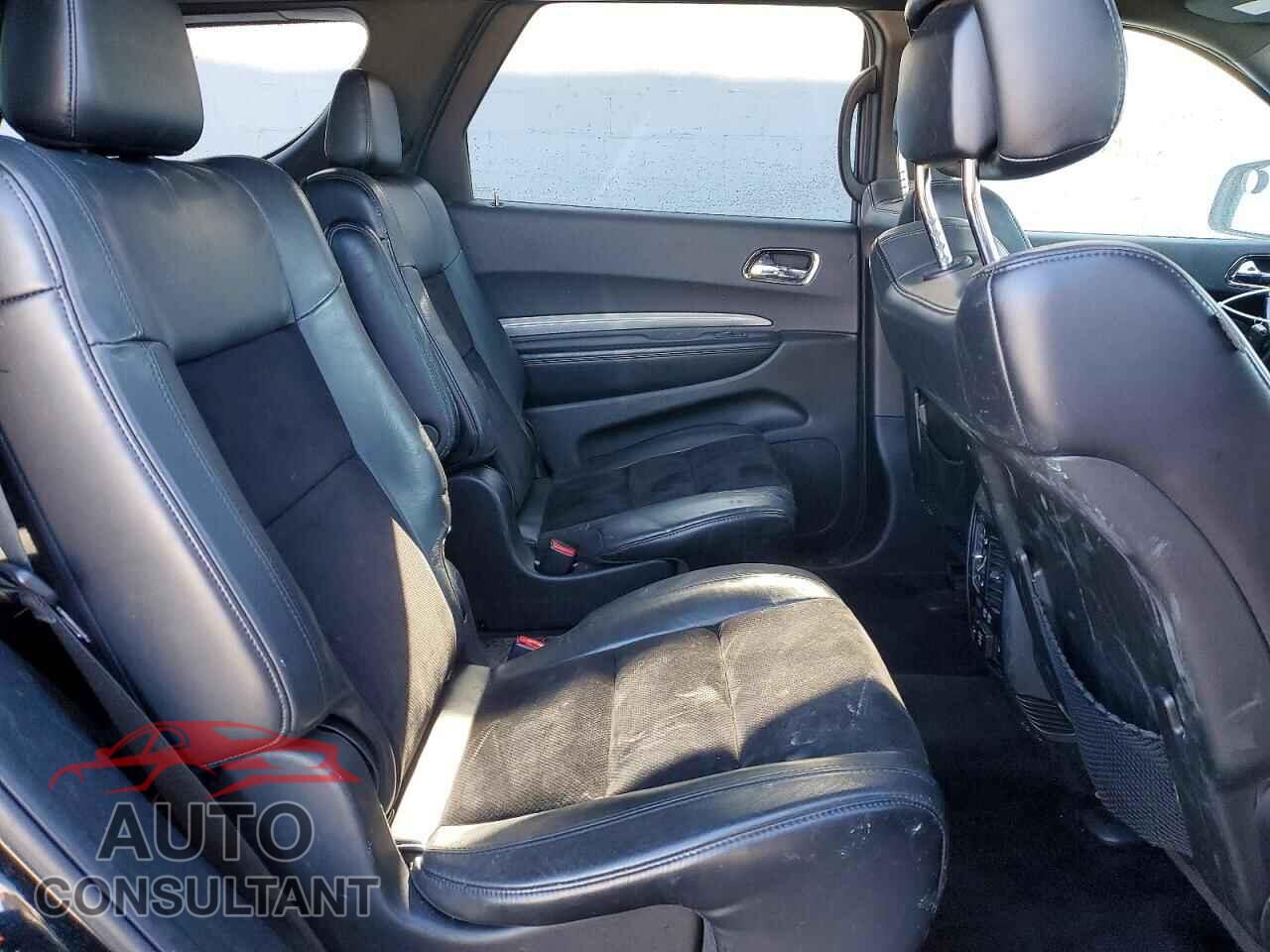 DODGE DURANGO 2018 - 1C4RDJDG8JC209656