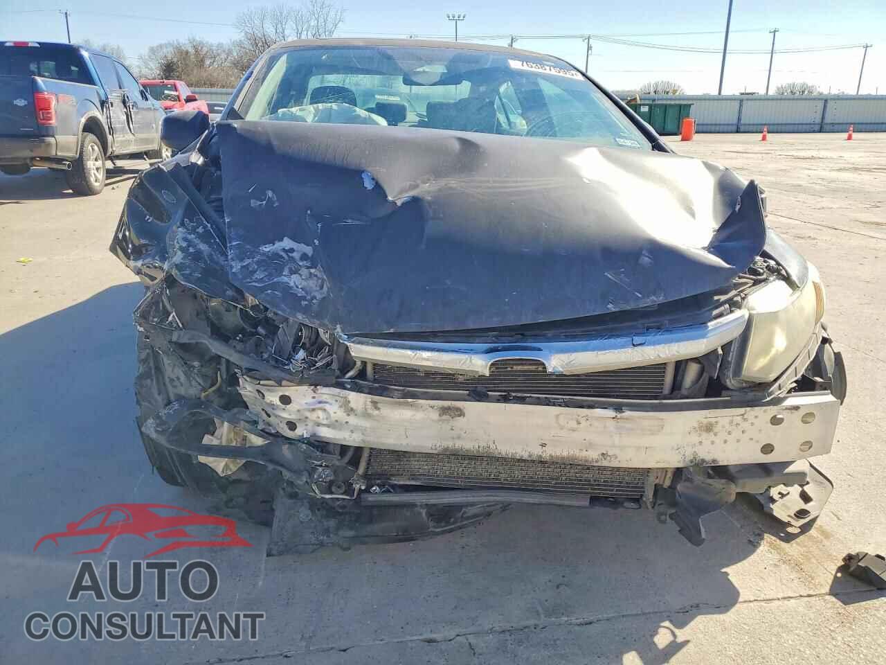 HONDA CIVIC 2012 - 2HGFB2F95CH551483