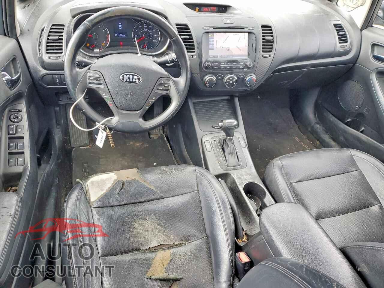 KIA FORTE 2016 - KNAFZ4A89G5549637