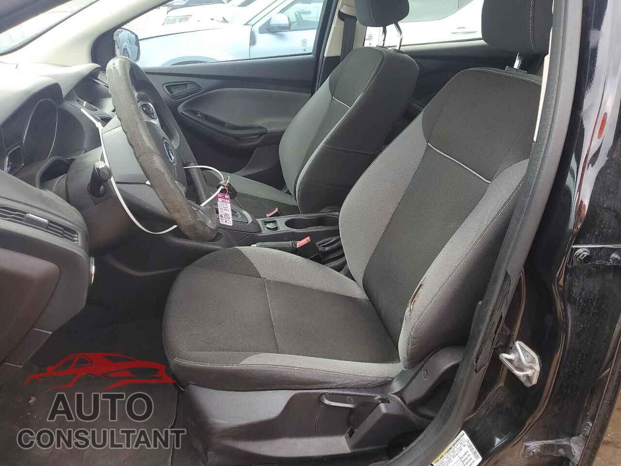 FORD FOCUS 2014 - 1FADP3E25EL305594