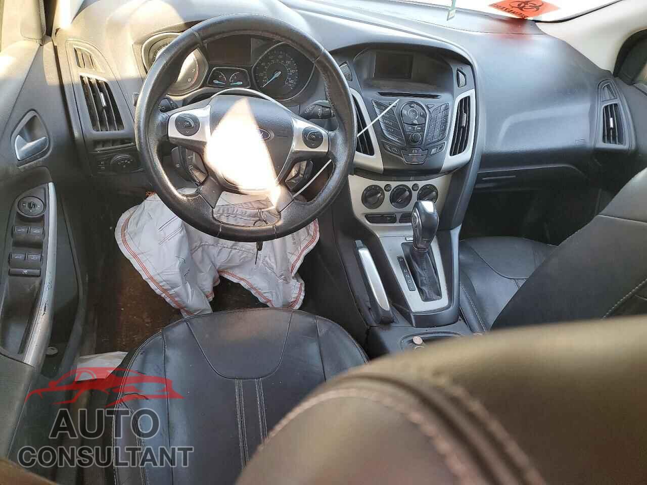 FORD FOCUS 2013 - 1FADP3K22DL205228