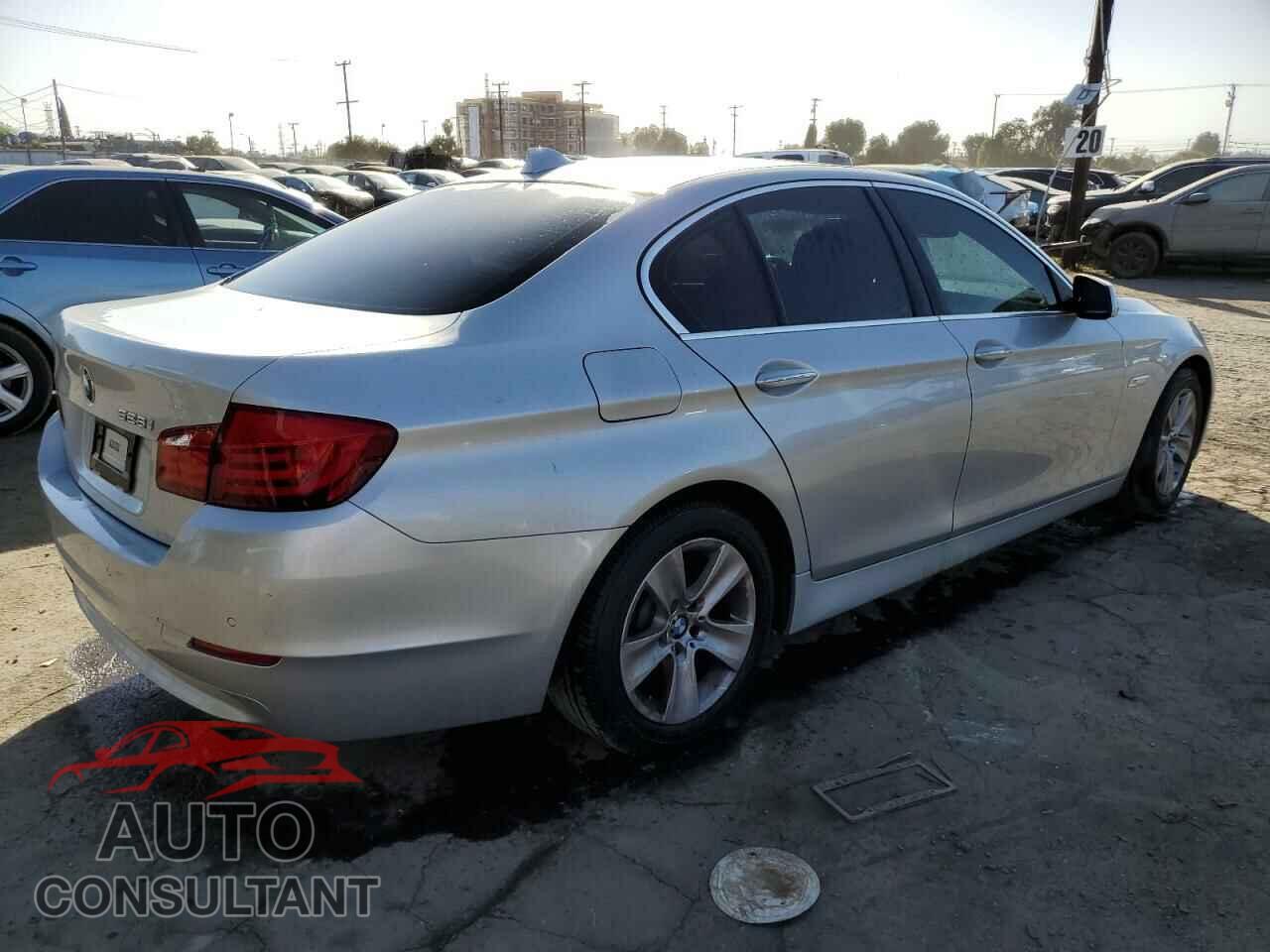 BMW 5 SERIES 2013 - WBAXG5C54DDY37229