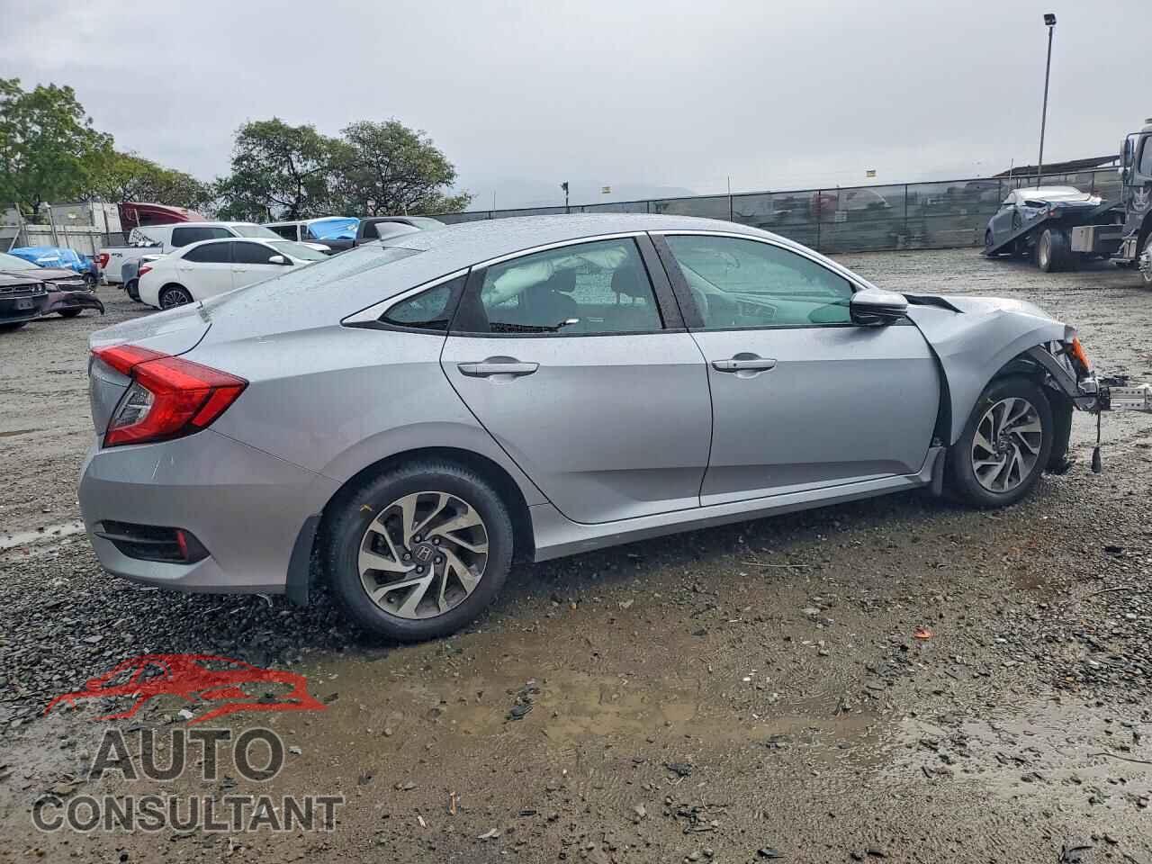 HONDA CIVIC 2017 - 2HGFC2F70HH575497