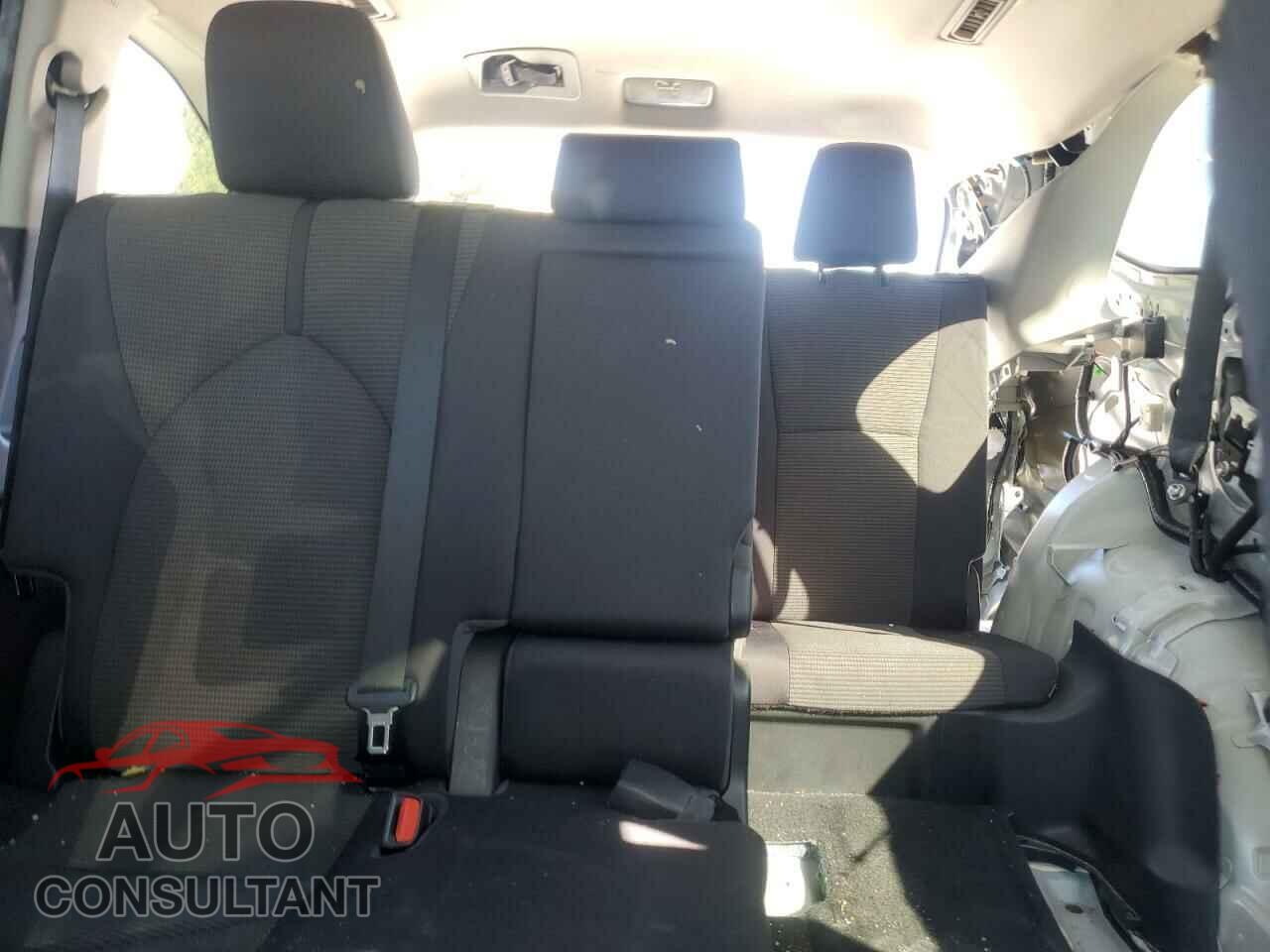 TOYOTA HIGHLANDER 2021 - 5TDZZRAH5MS516976