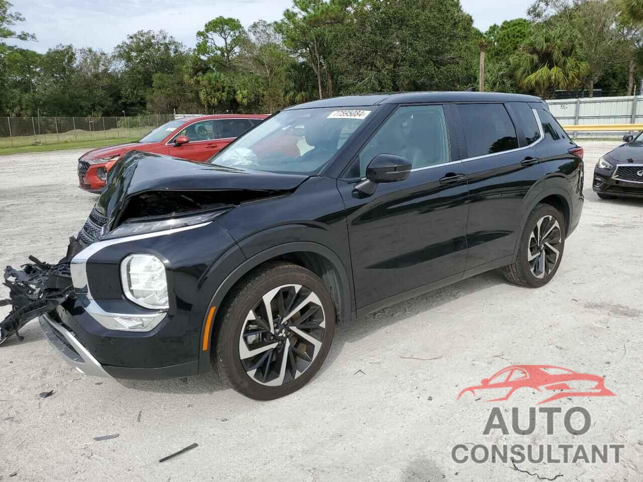 MITSUBISHI OUTLANDER 2023 - JA4J3UA88PZ036431