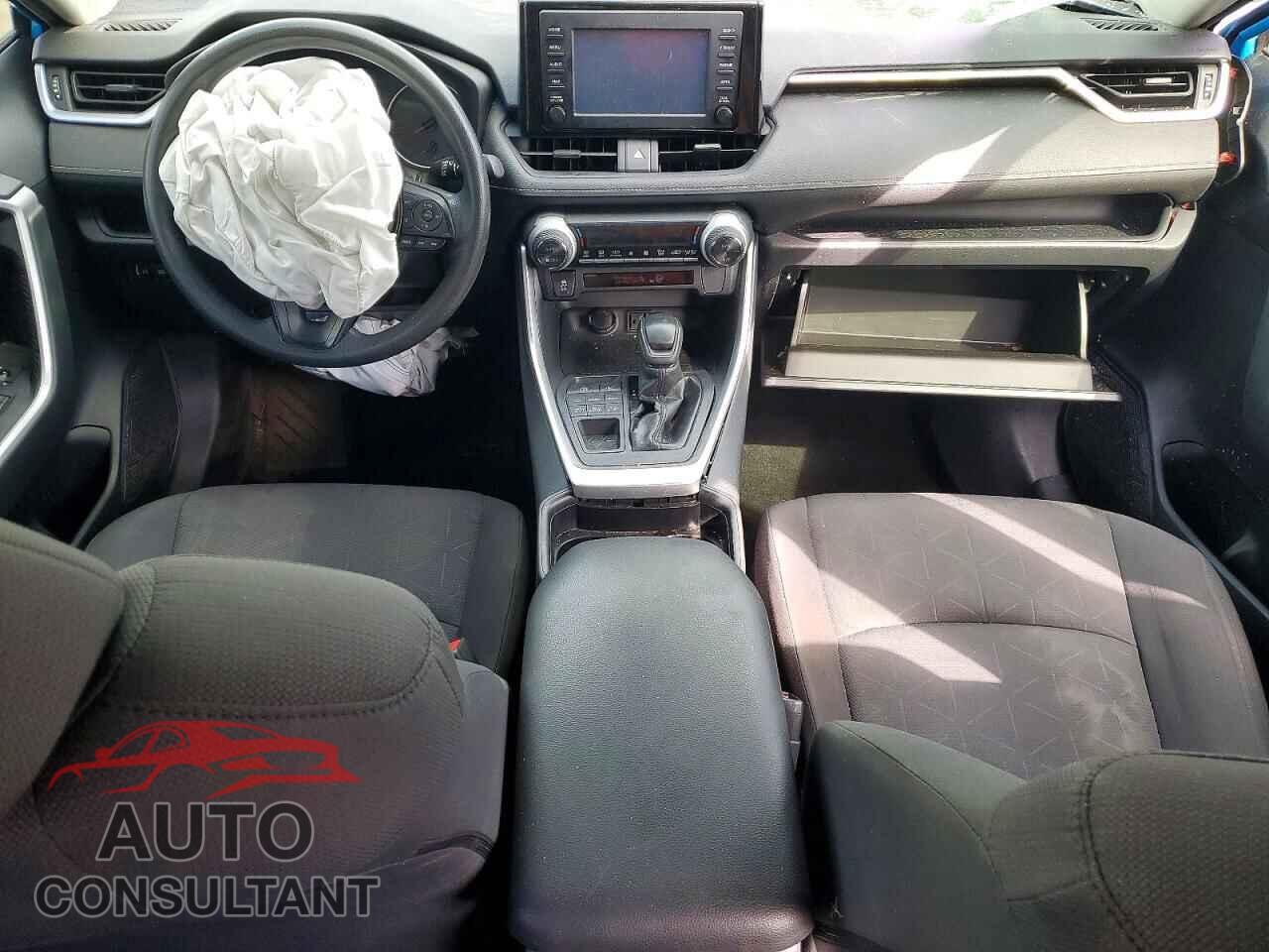 TOYOTA RAV4 2019 - JTMP1RFV3KD005546