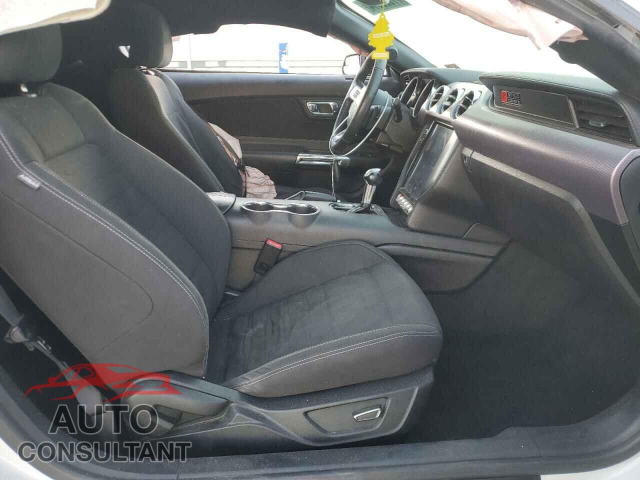FORD MUSTANG 2017 - 1FA6P8CF3H5234304