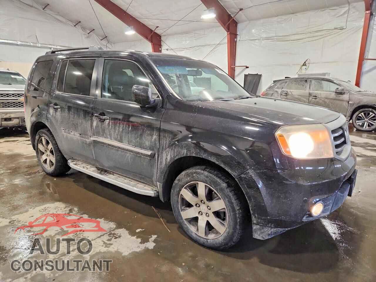 HONDA PILOT 2015 - 5FNYF4H99FB026859
