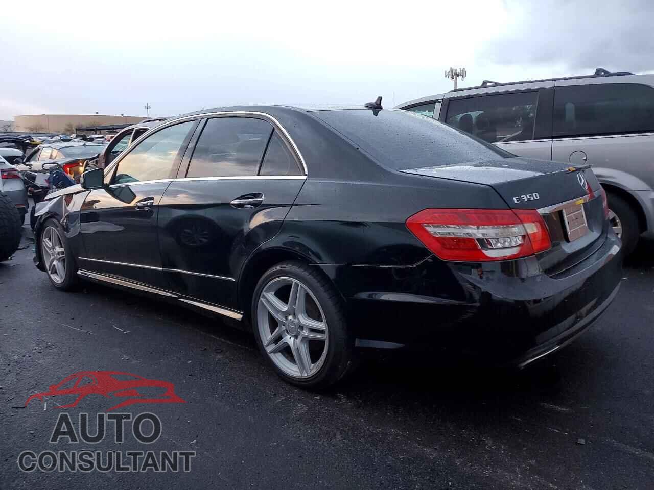 MERCEDES-BENZ E 2013 - WDDHF5KBXDA672277