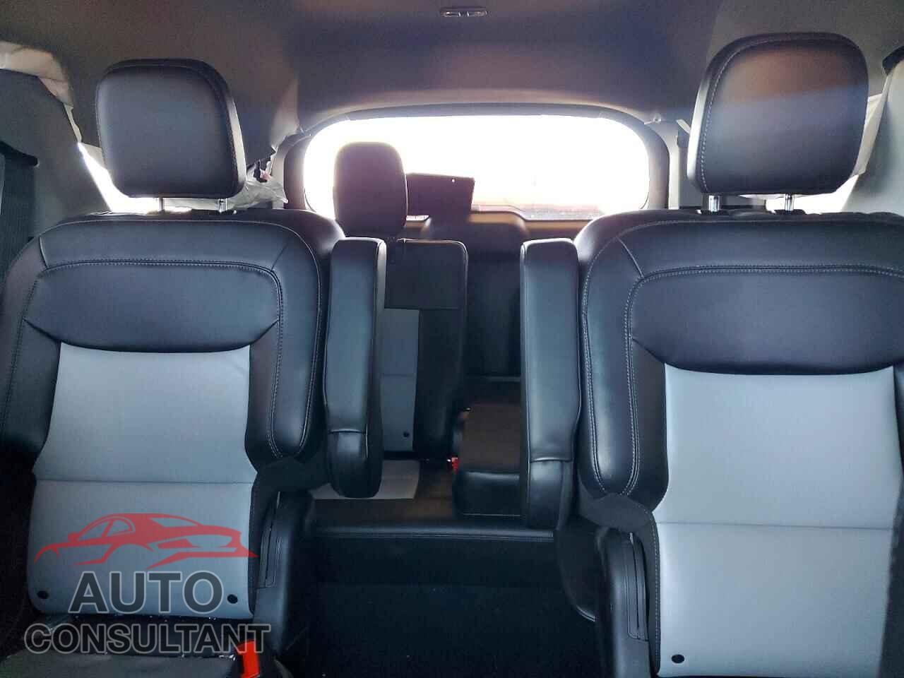 FORD EXPLORER 2023 - 1FMSK7DH1PGB87418